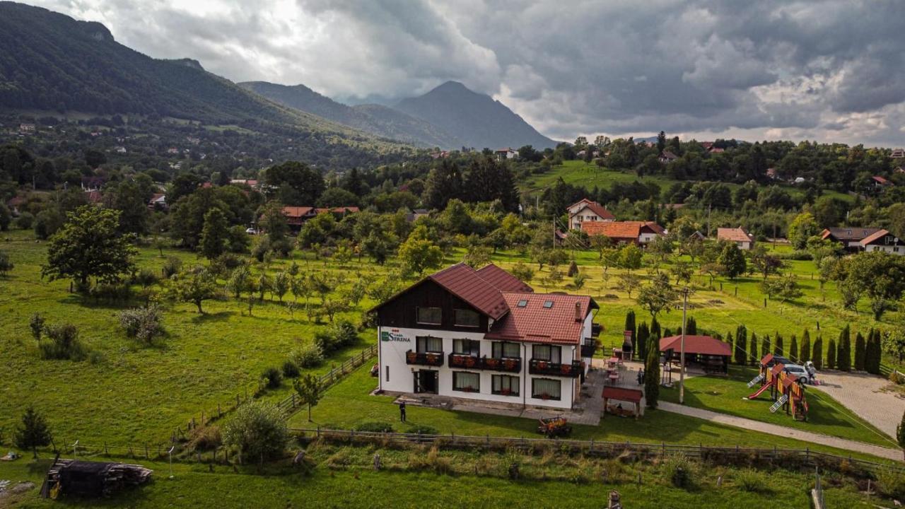 Serena Guesthouse Bran Bran  Exterior foto