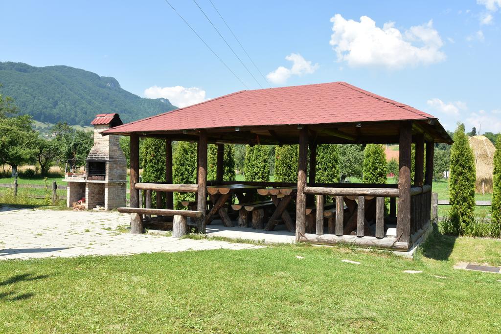 Serena Guesthouse Bran Bran  Exterior foto